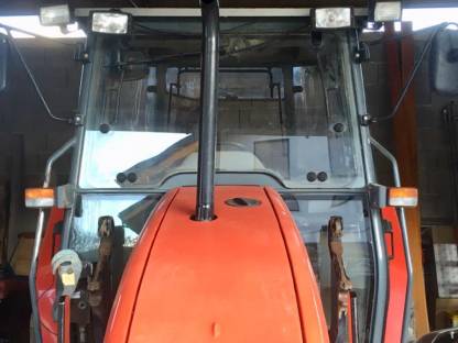 Bild 3:Kabine zu MF 4200, 4300