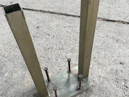 Bild 3:Halterung Zwischenfruchtstreuer