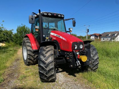 Massey Ferguson 5445 Dyna-4