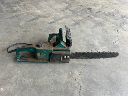 Bild 3:Motorsäge elektrisch