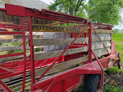Bild 3:Ladewagen Pöttinger Kadett