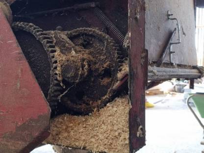 Bild 5:Misstreuer umgebaut zu Anhänger