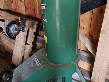 Bild 2:Obstmühle Voran, Heubombe