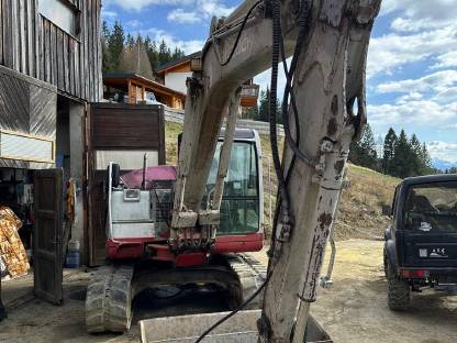 Bagger Takeuchi TB 070