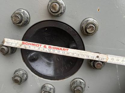 Bild 7:Traktorreifen mit Felge