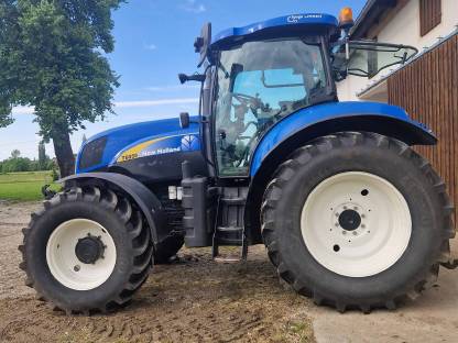 New Holland T6050