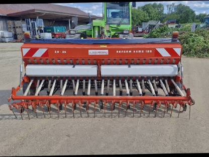 Bild 8:Reform Semo 100 + Lely Kreiselegge 3m