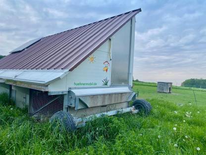 Bild 3:Weiland Hühnermobil