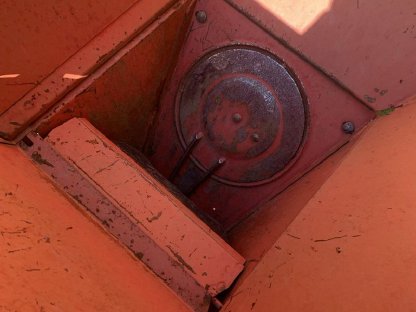 Bild 3:Remprodex 4-reihige automatische Kartoffel-Legemaschine