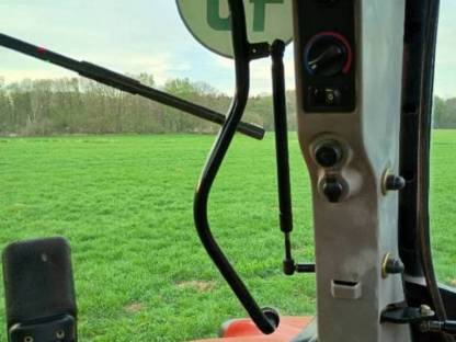 Bild 7:Case Maxxum MXU 110 Multicontroller