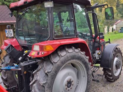 Bild 5:Case JXU 85, New Holland T5030