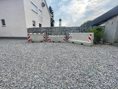 Bild 5:Betonstein Betonblöcke Betonlegosteine