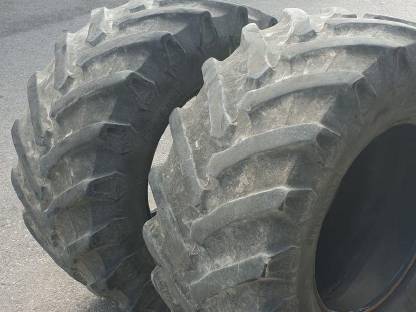 Pirelli TM800 480/65 R24 - 2,5 cm