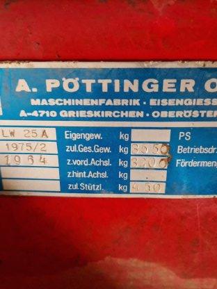 Bild 8:Pöttinger Ladewagen 25