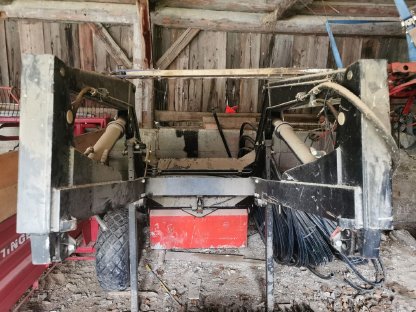 Bild 2:Frontlader für Steyr 8055 Hydrac