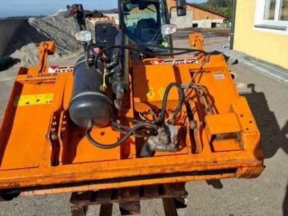 Bild 3:Hydrac Walzenstreuer Salz/Splittstreuer Selbstlader SL 180