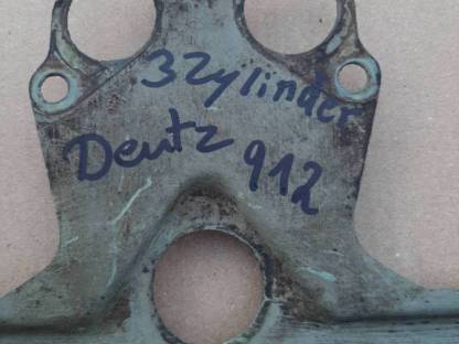 Bild 2:Motorabdeckblech 3-Zylinder Deutz
