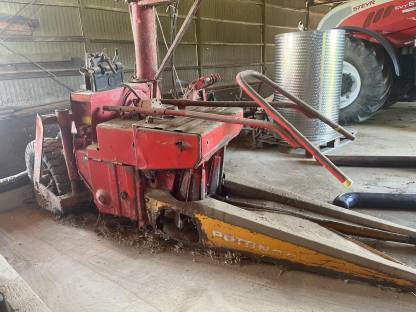 Bild 2:Feldhäcksler Pöttinger Mex 3