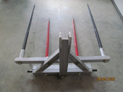 Bild 2:Ballenspieß 4-Zinken