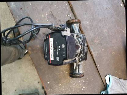 Bild 3:Umwälzpumpe Solarthermie Grundfos Alpha Solar 25-75