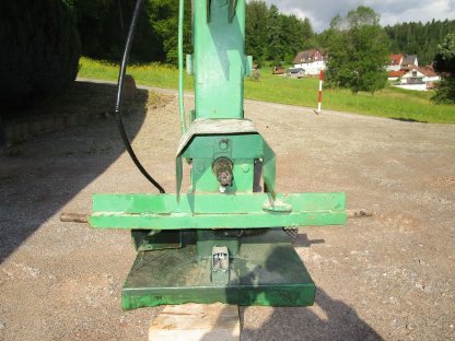 Bild 4:Hydraulik-Holzspalter