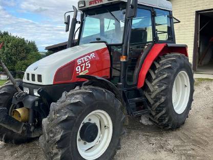Steyr 975 Sisu