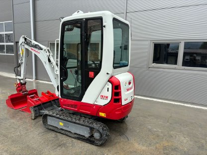 Bild 4:Takeuchi TB216 Kompaktbagger