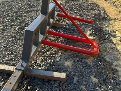 Bild 3:Doppelte Ballengabel