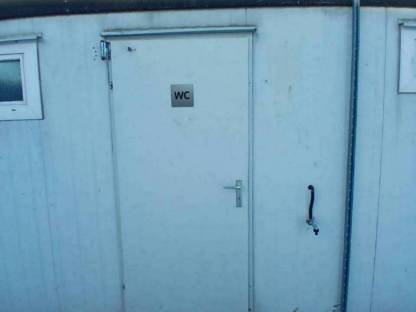 Bild 3:Toilettencontainer