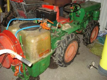Bild 4:HOLDER Traktor A 15 Diesel Allrad mit Spritze
