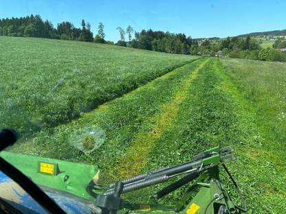 Klee Silageballen 1. Schnitt 2025