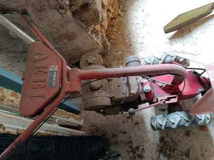 Bild 4:AEBI Motormäher