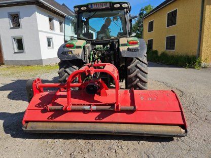 Bild 2:Häcksler Tehnos 280RLW