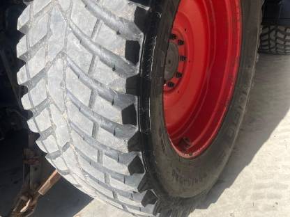Bild 6:2x Nokian TRI2 480/65R28