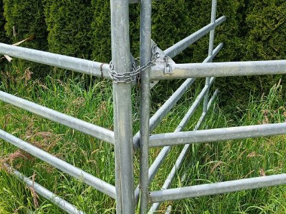 Bild 2:Weidepaneele für Rinder