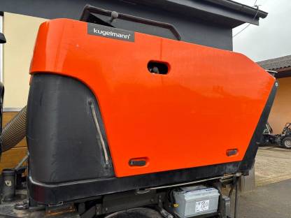 Bild 3:Kehrmaschine Kugelmann E1200