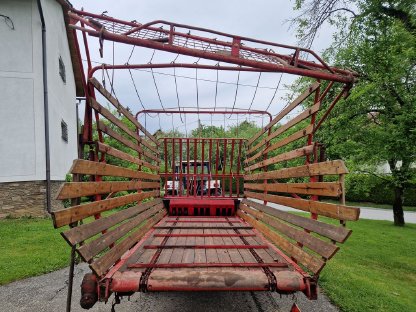 Bild 6:Pöttinger Ladewagen 25