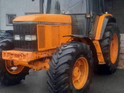 John Deere 6800