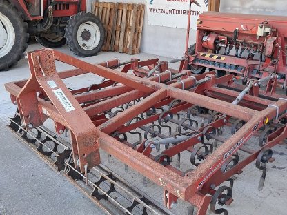 Bild 2:Saatbettkombi Agrifarm