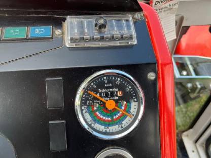 Bild 8:Lindner 1650 mit Frontlader