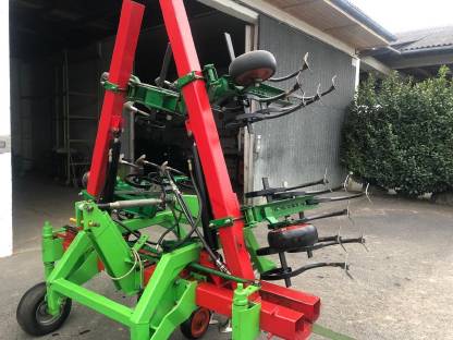 Bild 4:Sfoggia Kürbis-Hackgerät