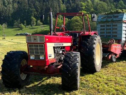 IHC 1046 mit Druckluft