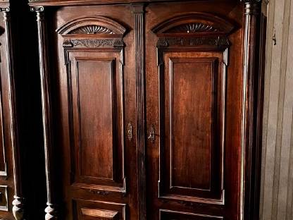 Bild 2:Antike Möbel Schlafzimmer