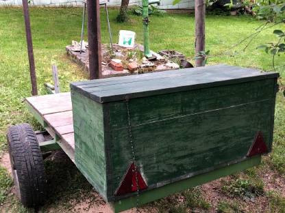 Bild 3:Brennholzwagen