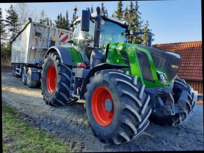 Bild 2:Fendt 824 Vario S4 Profi Plus