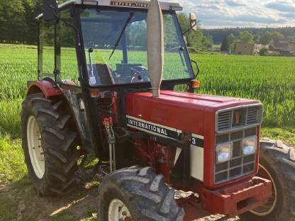 Bild 4:IHC 533 Allrad Frontlader