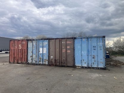 4 Stück Seecontainer 40 Fuss 1800€/ Stück