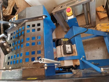 Bild 2:Brennholzkreissäge Güde GWS 700 HM-2