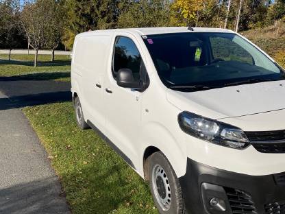 Bild 2:Opel Vivaro 1,5 l 105 PS L2H1