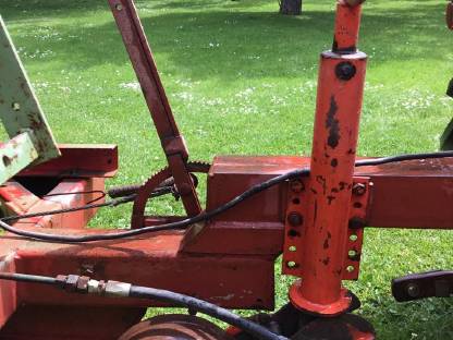 Bild 3:Einachs 3-Seitenkipper 2,8t